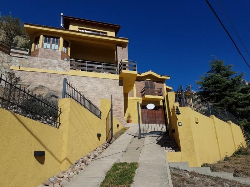 Casa en Venta en VILLA DEL LAGO, CARLOS PAZ Villa Carlos Paz, Cordoba