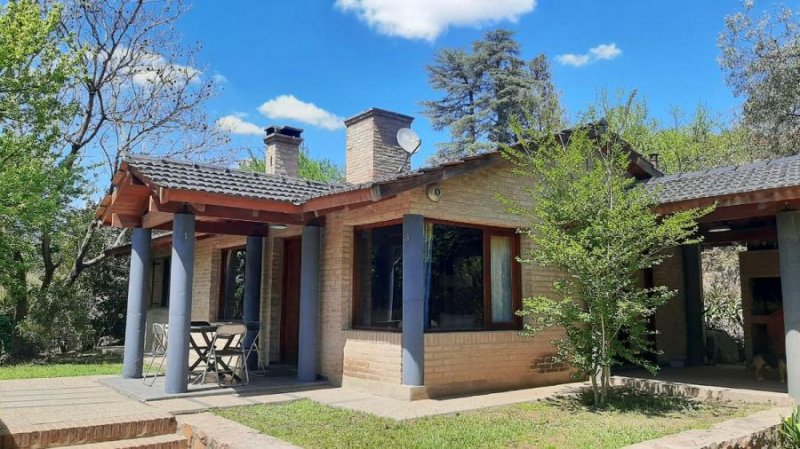 Casa en Venta en  Agua de Oro, Córdoba