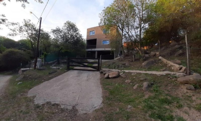 Casa en Alquiler por temporada en PRADO DE LA RIVERA Agua de Oro, Córdoba