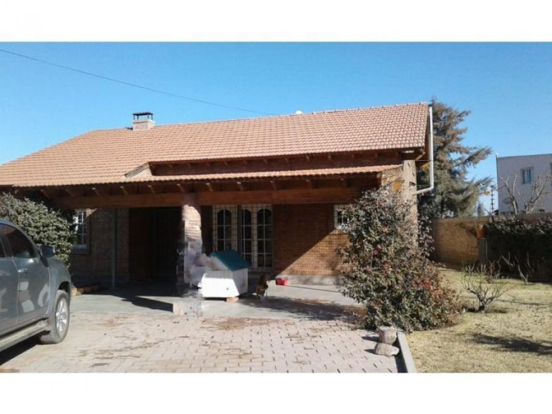 Casa en Venta en Los Olmos Lujan De Cuyo, Mendoza