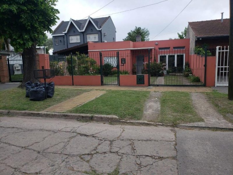 Casa en Venta en rafael calzada rafael calzada, Buenos Aires