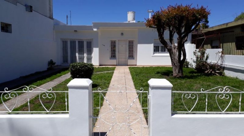 Casa en Venta en Peralta Ramos Oeste Mar del Plata, Buenos Aires