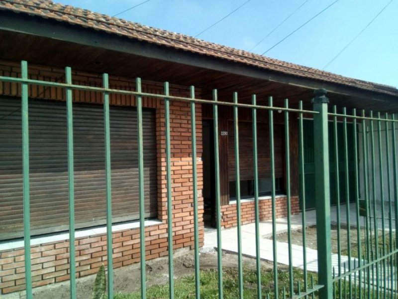 Casa en Venta en  Burzaco, Buenos Aires