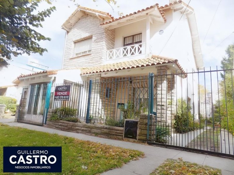 Casa en Venta en Punta Mogotes Mar del Plata, Buenos Aires