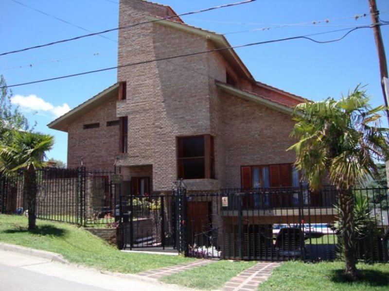 Casa en Venta en VILLA DEL LAGO, CARLOS PAZ Villa Carlos Paz, Cordoba