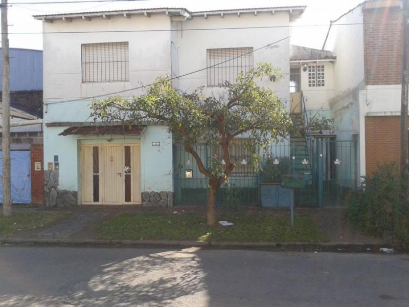 Casa en Venta en  Haedo, Buenos Aires