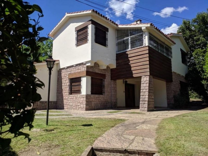 Casa en Venta en Villa Edén La Falda, Córdoba