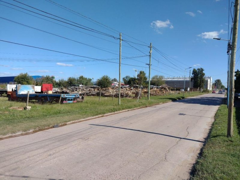 Industrial en Venta en  Garin, Buenos Aires