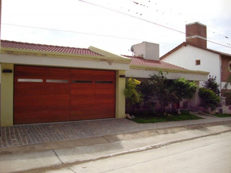 Casa en Venta en LA CUESTA, VILLA CARLOS PAZ Villa Carlos Paz, Córdoba