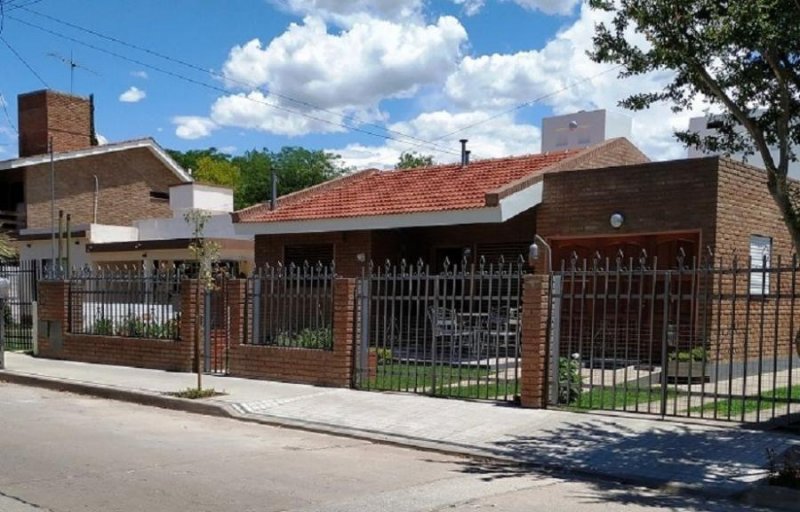 Casa en Venta en VILLA CARLOS PAZ, Villa Dominguez Villa Carlos Paz, Cordoba