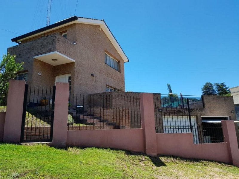 Casa en Venta en VILLA DEL LAGO, CARLOS PAZ Villa Carlos Paz, Cordoba