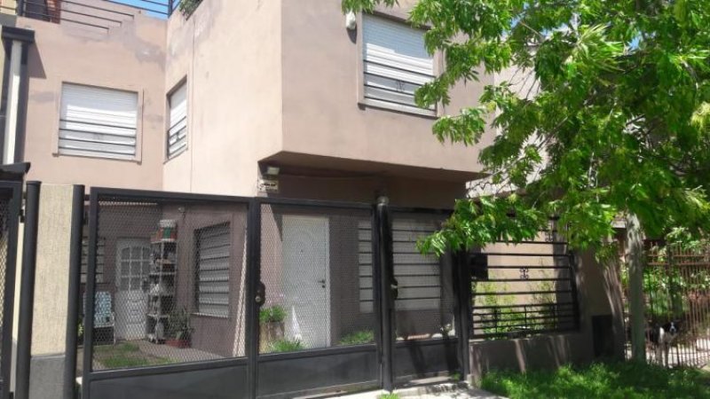 Casa en Alquiler en  Bahia Blanca, Buenos Aires