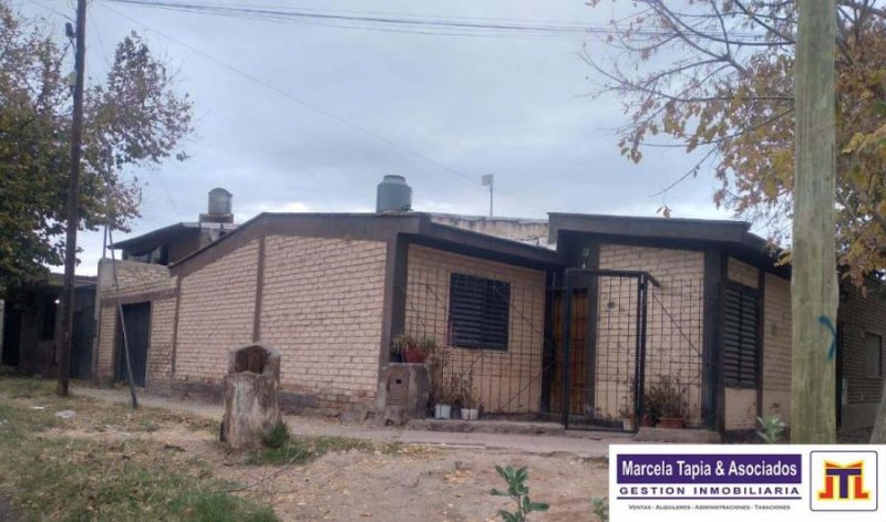 Casa en Venta en  Panquehua, Mendoza