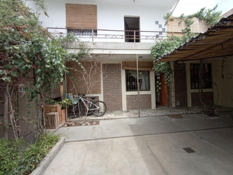 Casa en Venta en  Guaymallen, Mendoza